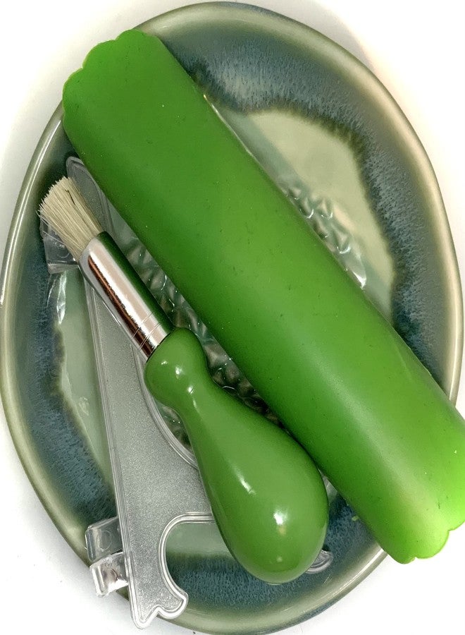 BonCera, All-in-one Premium Ceramic Garlic Grater Plate 4-Piece Set - Green Glazed Design and Style - For Garlic, Ginger, Chocolate, and more! - Comes with 5.25" Plate, Peeler, Brush, and Stand - Image 5